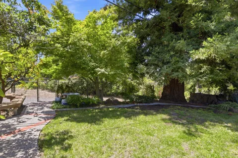 a view of outdoor space