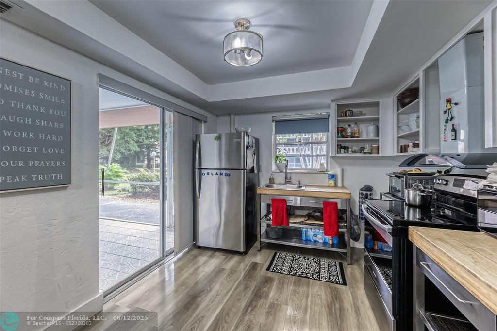 200 Northeast 12th Avenue, Unit 6A Hallandale Beach, FL 33009 - Photo 13 of 33