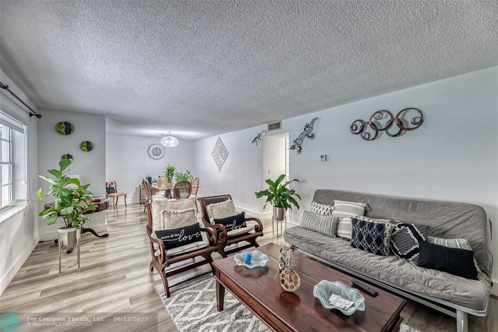 200 Northeast 12th Avenue, Unit 6A Hallandale Beach, FL 33009 - Photo 7 of 33