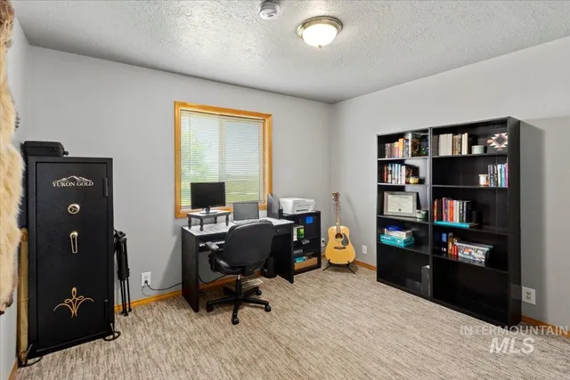 $469,999 | 3752 North 1200 East, Buhl, ID 83316