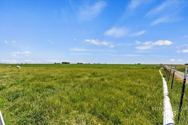 $469,999 | 3752 North 1200 East, Buhl, ID 83316