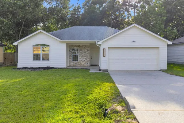 $200,000 | 16413 Danika Oak, Conroe, TX 77306