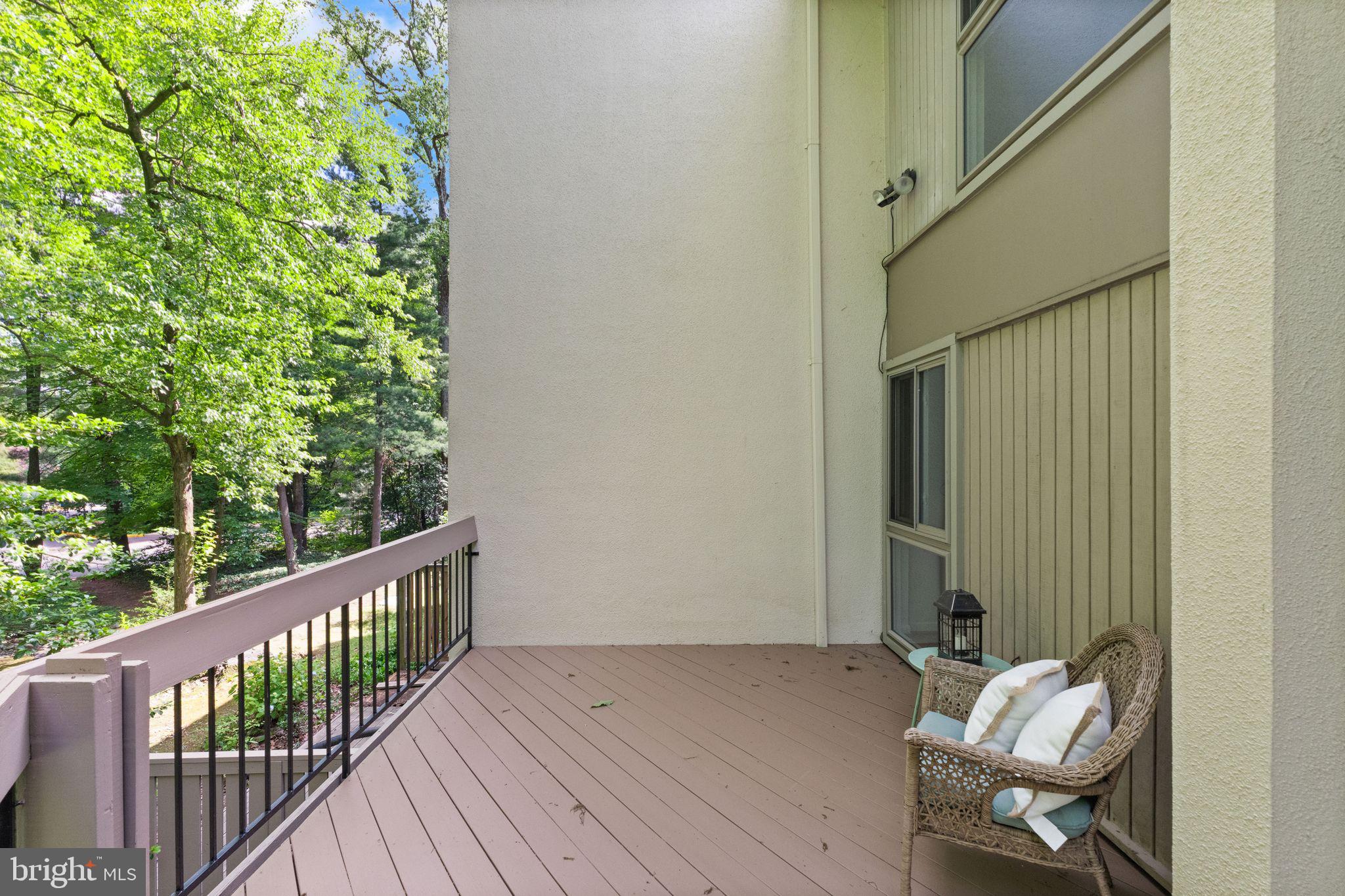 11645 Newbridge Court Reston, VA 20191 - Photo 30 of 62 a view of a balcony with chair