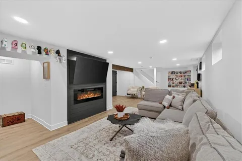 $720,000 | 6204 West 61st Terrace, Mission, KS 66202