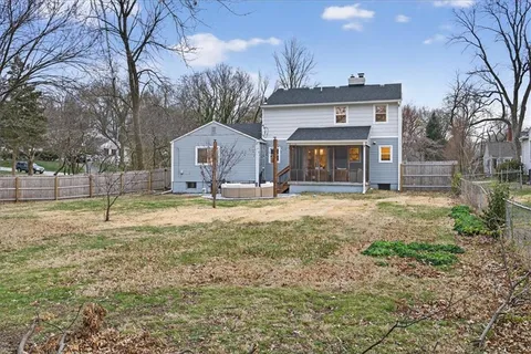 $720,000 | 6204 West 61st Terrace, Mission, KS 66202