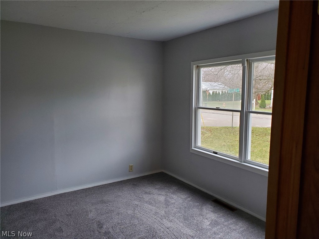 402 Furnace Road Conneaut, OH 44030 - Photo 9 of 17 Gallery Image 9