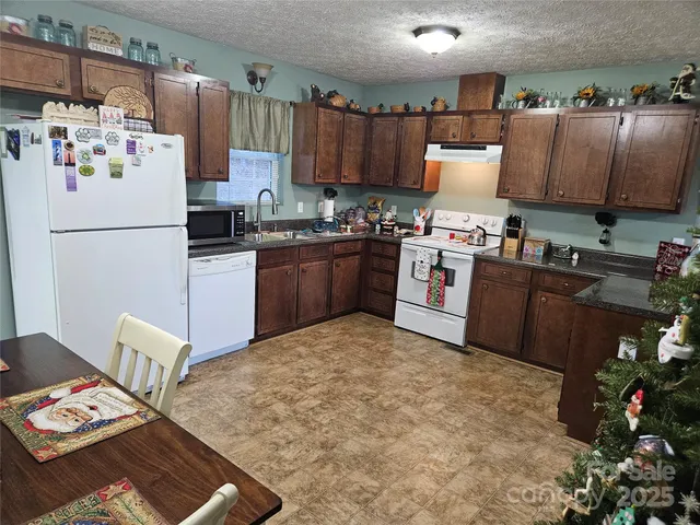 $229,900 | 951 Cypress Court Northwest, Lenoir, NC 28645