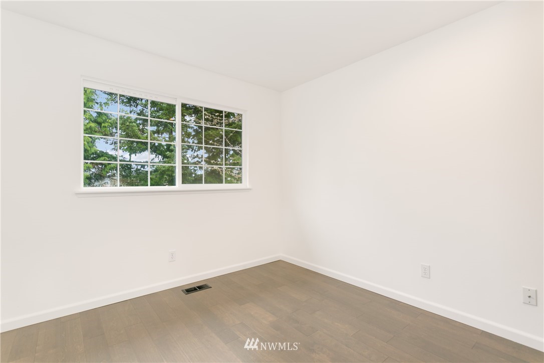 23006 13th Drive Southeast Bothell, WA 98021 - Photo 10 of 25