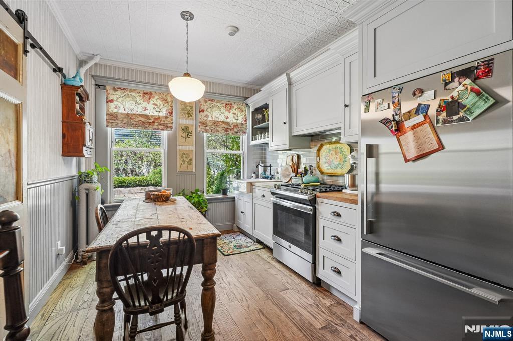 194 Hillside Avenue Glen Ridge, NJ 07028 - Photo 10 of 43