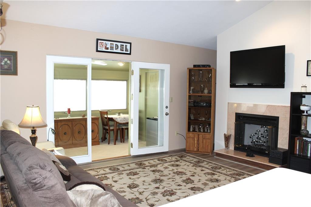 2307 Kenzie Road Pittsburgh, PA 15205 - Photo 3 of 17 Gallery Image 3
