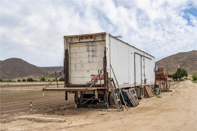 $8,499,989 | 34250 Olive Avenue, Winchester, CA 92596