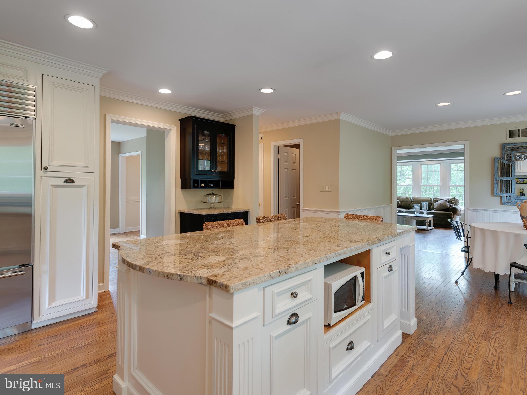 530 West Township Line Road Downingtown, PA 19335 - Photo 27 of 65 Custom Eat-in Kitchen