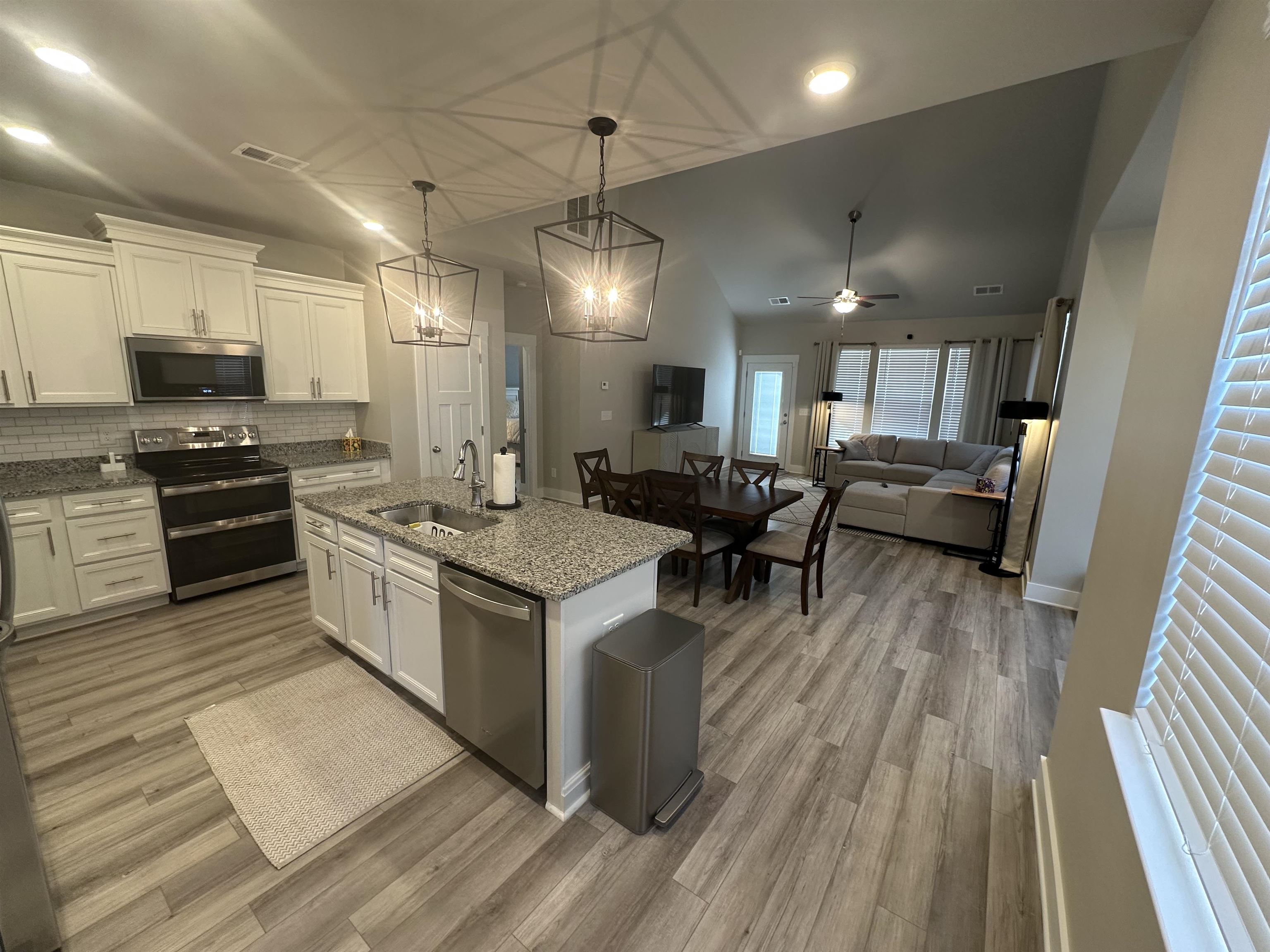 1024 Glohaven Way Boiling Springs, SC 29316 - Photo 3 of 30