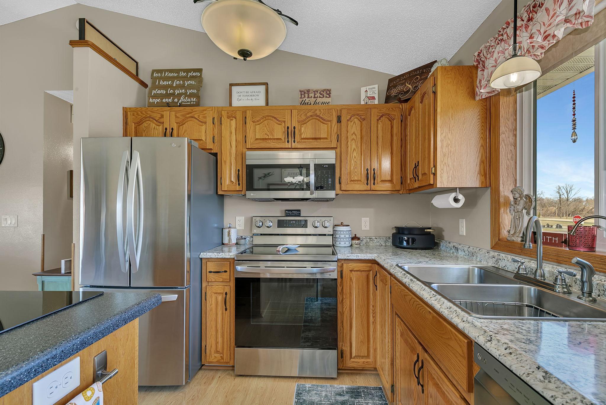 401 Morning View Court Sauk Centre, MN 56378 - Photo 5 of 25