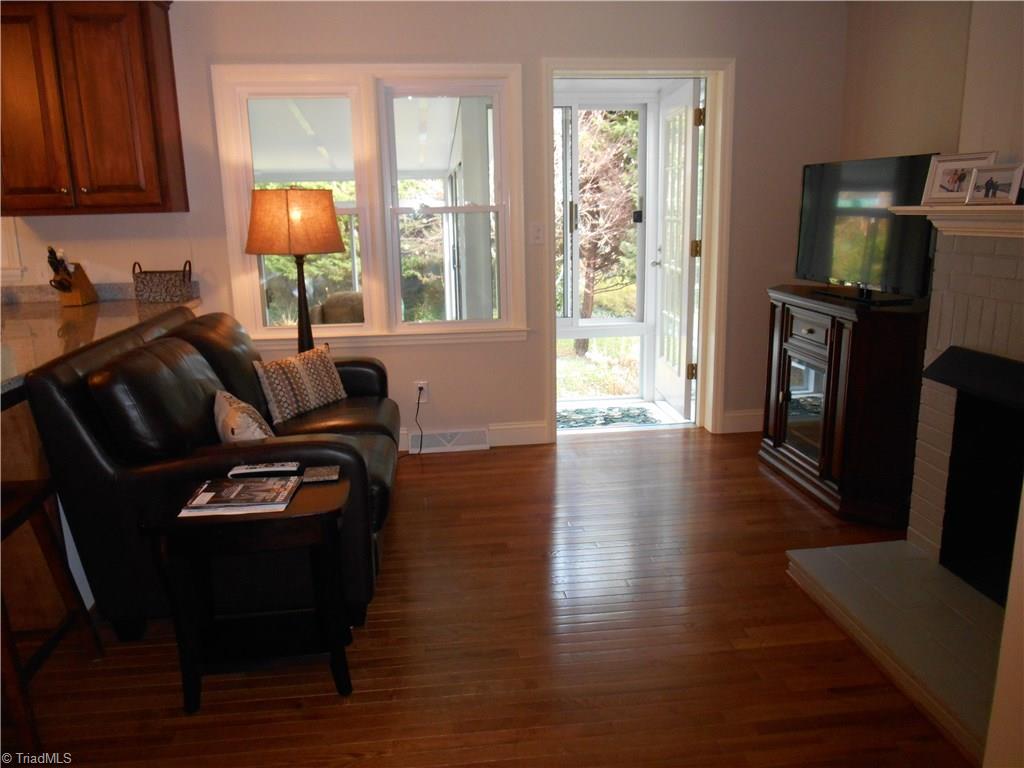 412 Robin Road Mount Airy, NC 27030 - Photo 8 of 21 Gallery Image 8