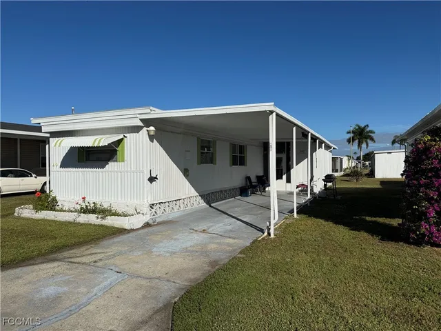 $79,500 | 49 Poinsettia Drive, Fort Myers, FL 33905