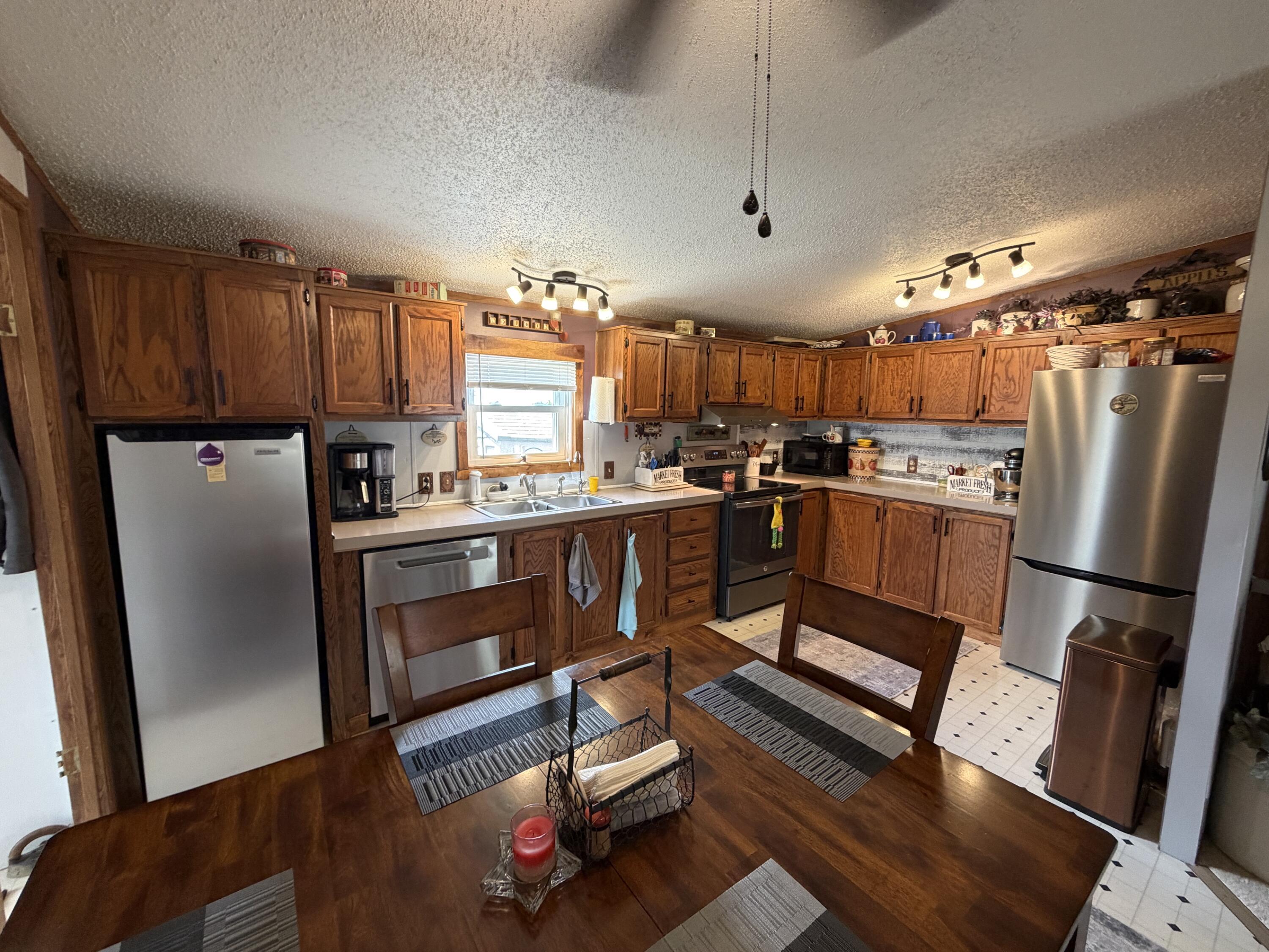 13091 Luthman Road Minster, OH 45865 - Photo 20 of 93 Kitchen