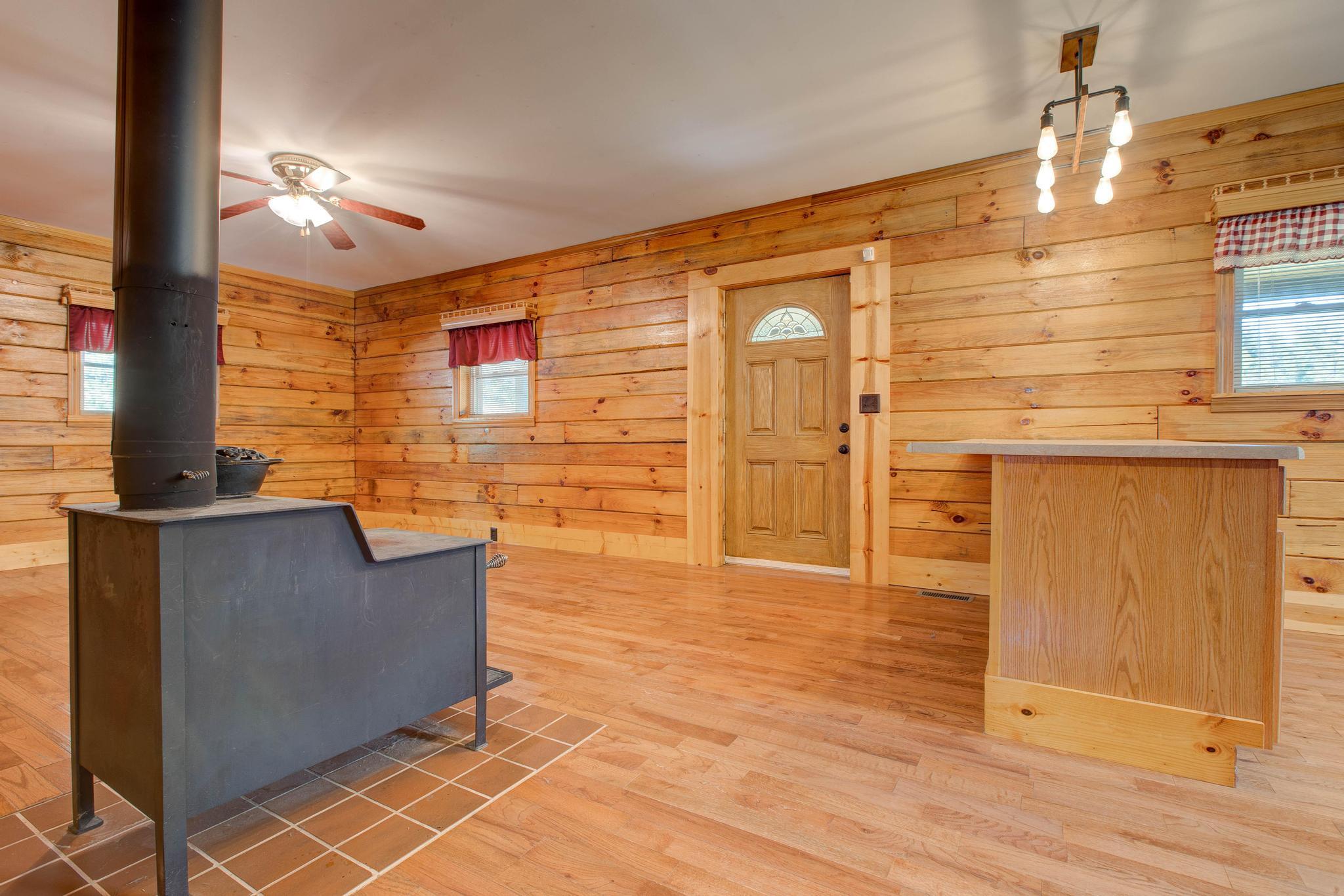 2715 Furnace Road Stanton, KY 40380 - Photo 8 of 27 PWM29654_5_6
