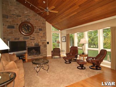 1947 Quarter Mile Road Bethlehem, PA 18015 - Photo 19 of 40 Gallery Image 19