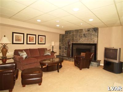1947 Quarter Mile Road Bethlehem, PA 18015 - Photo 35 of 40 Gallery Image 35