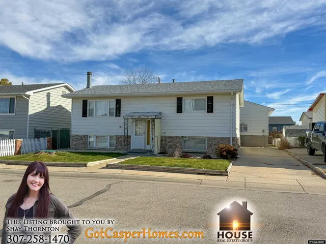$297,000 | 347 Big Horn Street, Evansville, WY 82636