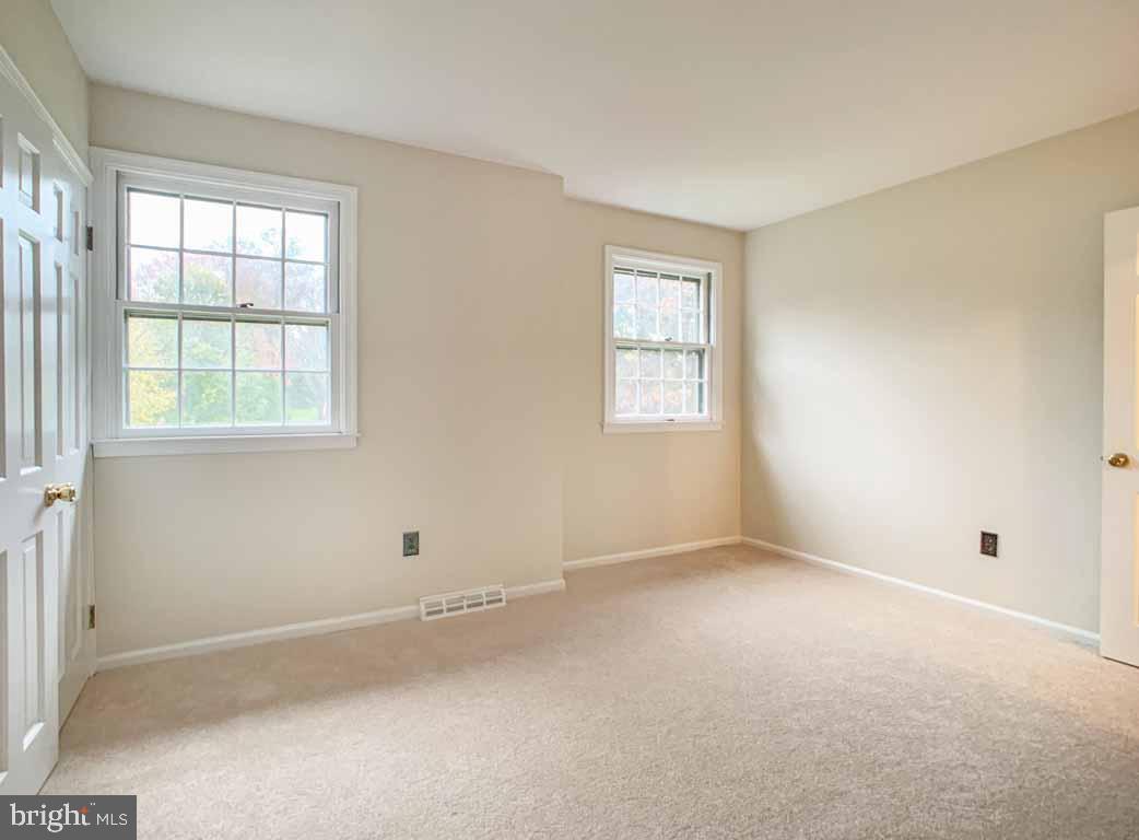 363 Richard Road Yardley, PA 19067 - Photo 36 of 52 Gallery Image 36