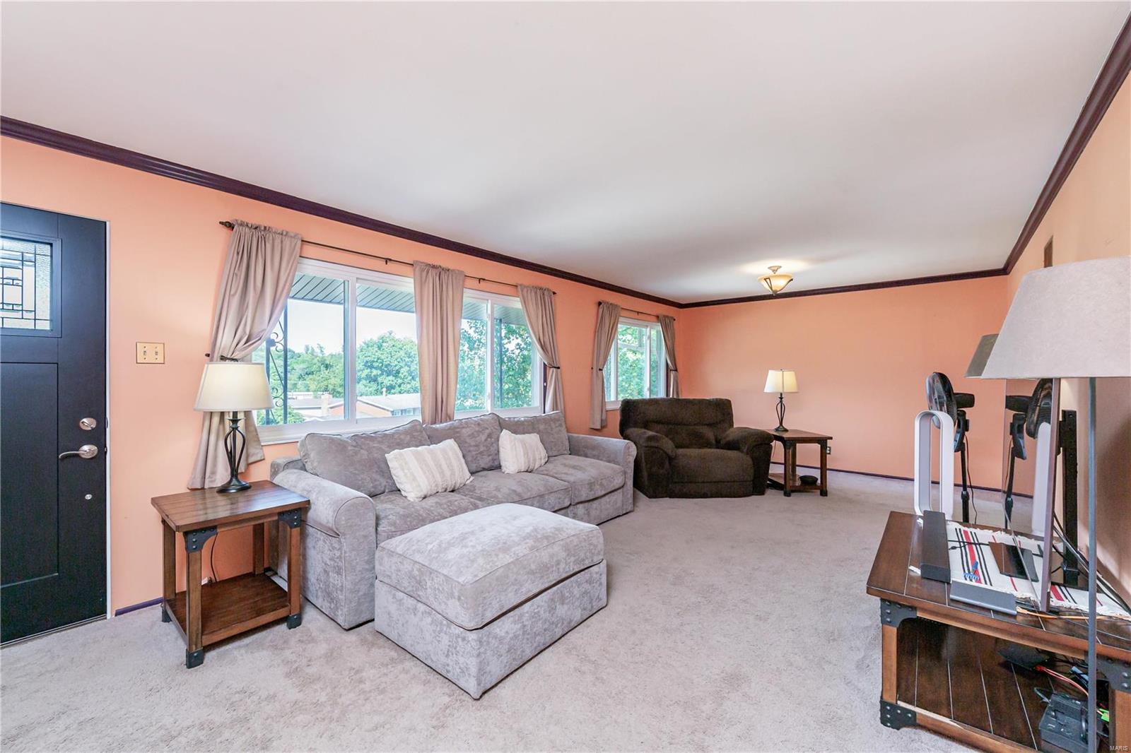 1306 Wyncrest Drive Ballwin, MO 63011 - Photo 4 of 20
