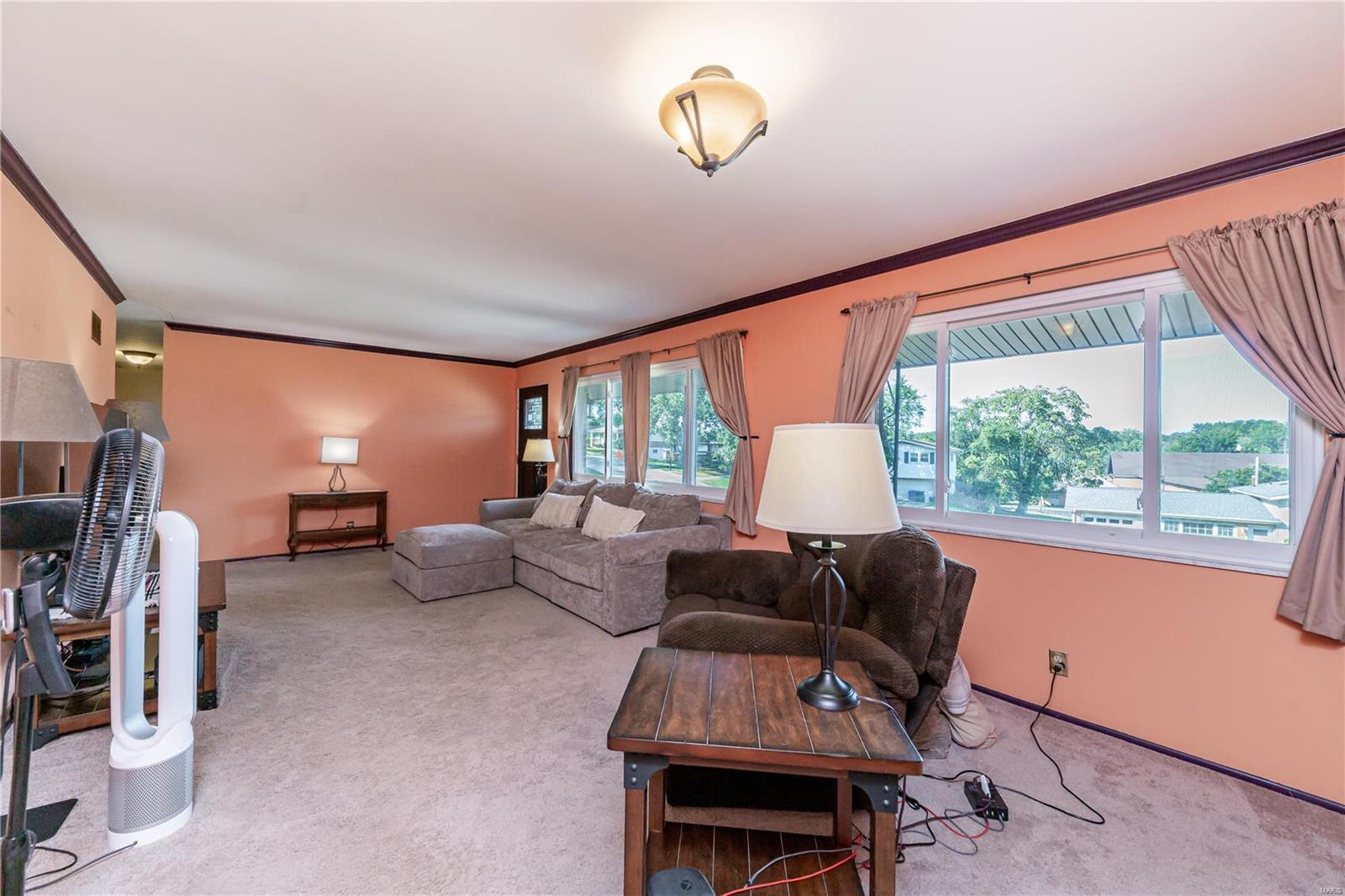 1306 Wyncrest Drive Ballwin, MO 63011 - Photo 5 of 20