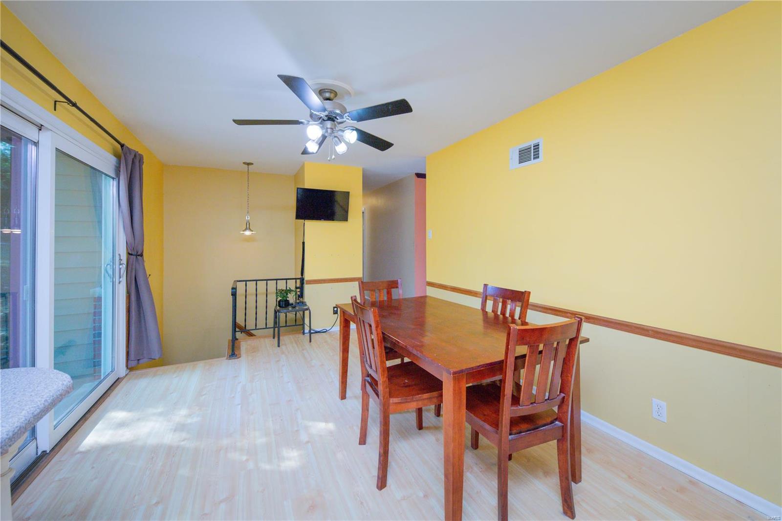 1306 Wyncrest Drive Ballwin, MO 63011 - Photo 8 of 20