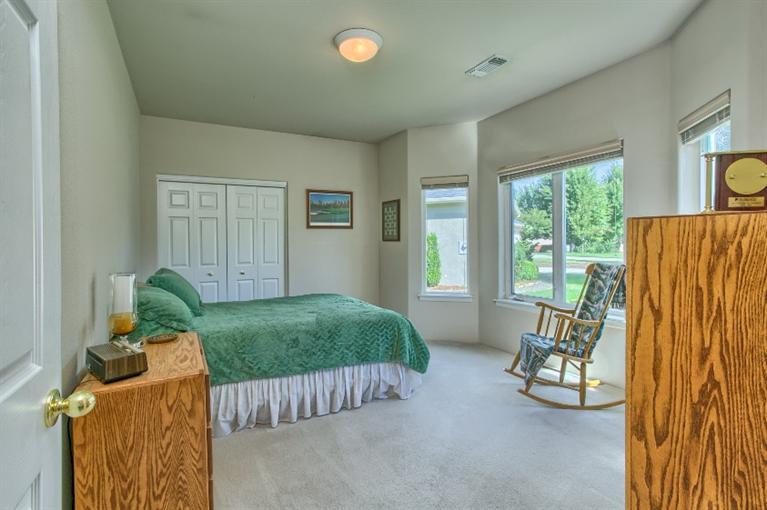 331 Augusta Court Eagle Point, OR 97524 - Photo 30 of 35 Additional Photo