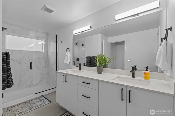 $759,950 | 806 Northwest 50th Street, Unit B, Seattle, WA 98107