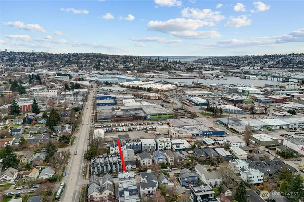 $759,950 | 806 Northwest 50th Street, Unit B, Seattle, WA 98107