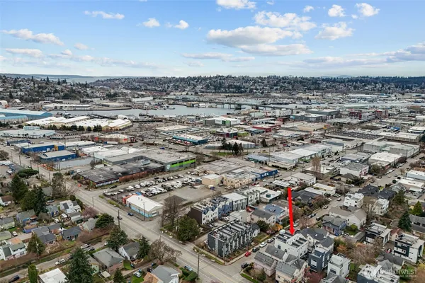 $759,950 | 806 Northwest 50th Street, Unit B, Seattle, WA 98107