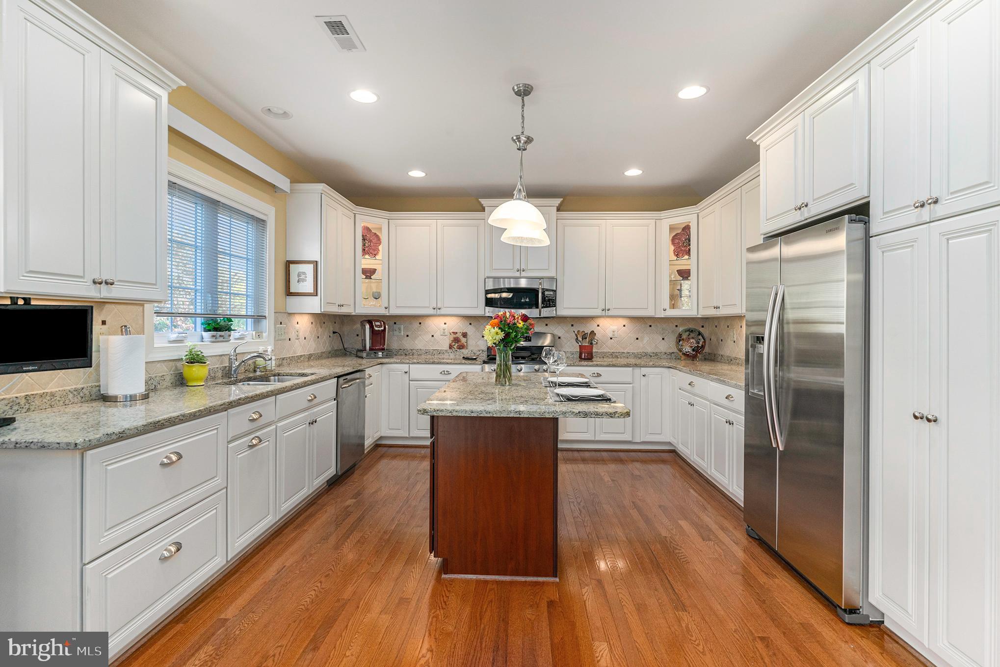 205 West Kennedy Road, Unit 199 North Wales, PA 19454 - Photo 11 of 38 Kitchen