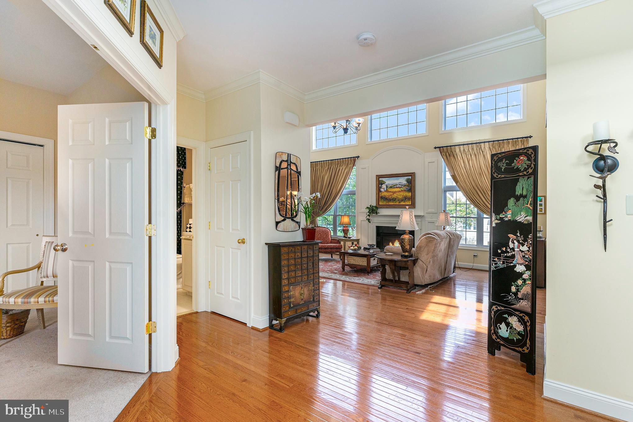 205 West Kennedy Road, Unit 199 North Wales, PA 19454 - Photo 4 of 38 Foyer