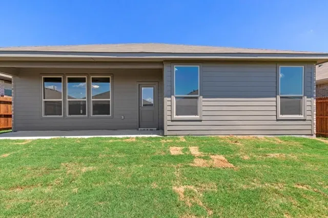 $2,299 | 130 Lunayena Road, Rhome, TX 76078