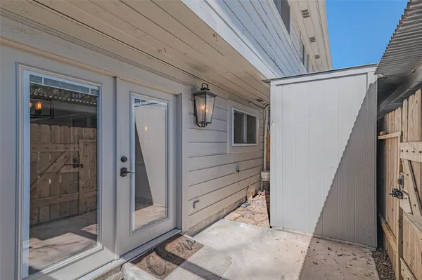 a view of a pathway of a building