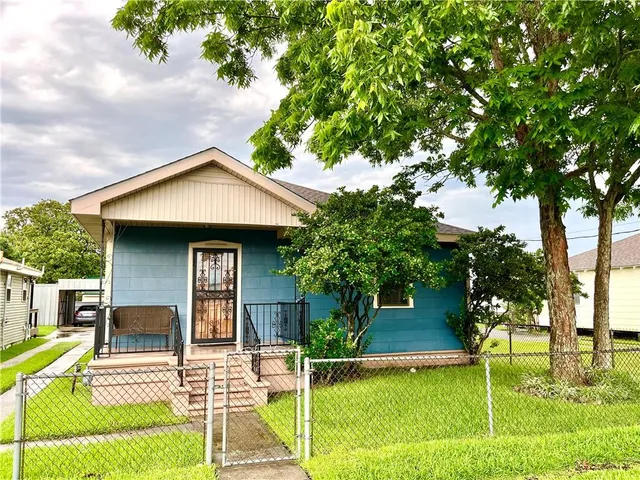 $1,400 | 539 Avenue G, Marrero, LA 70072