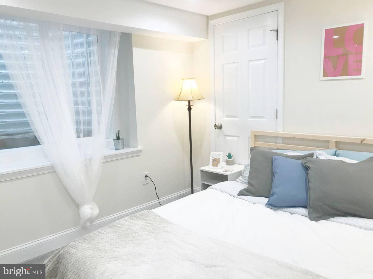 708 South 20th Street Philadelphia, PA 19146 - Photo 15 of 35