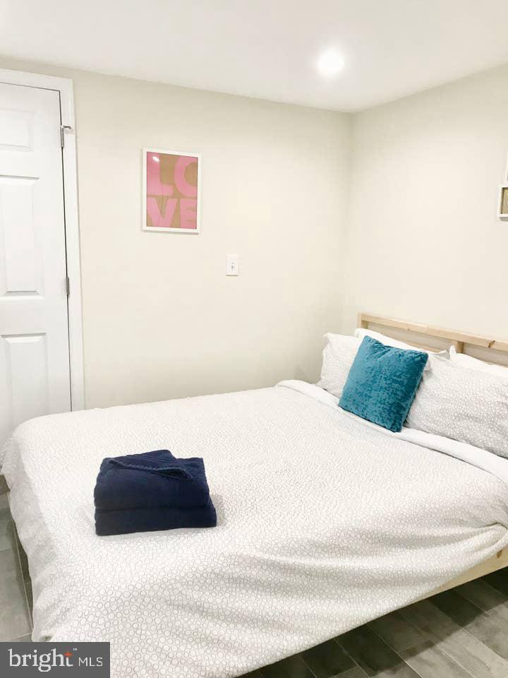 708 South 20th Street Philadelphia, PA 19146 - Photo 16 of 35
