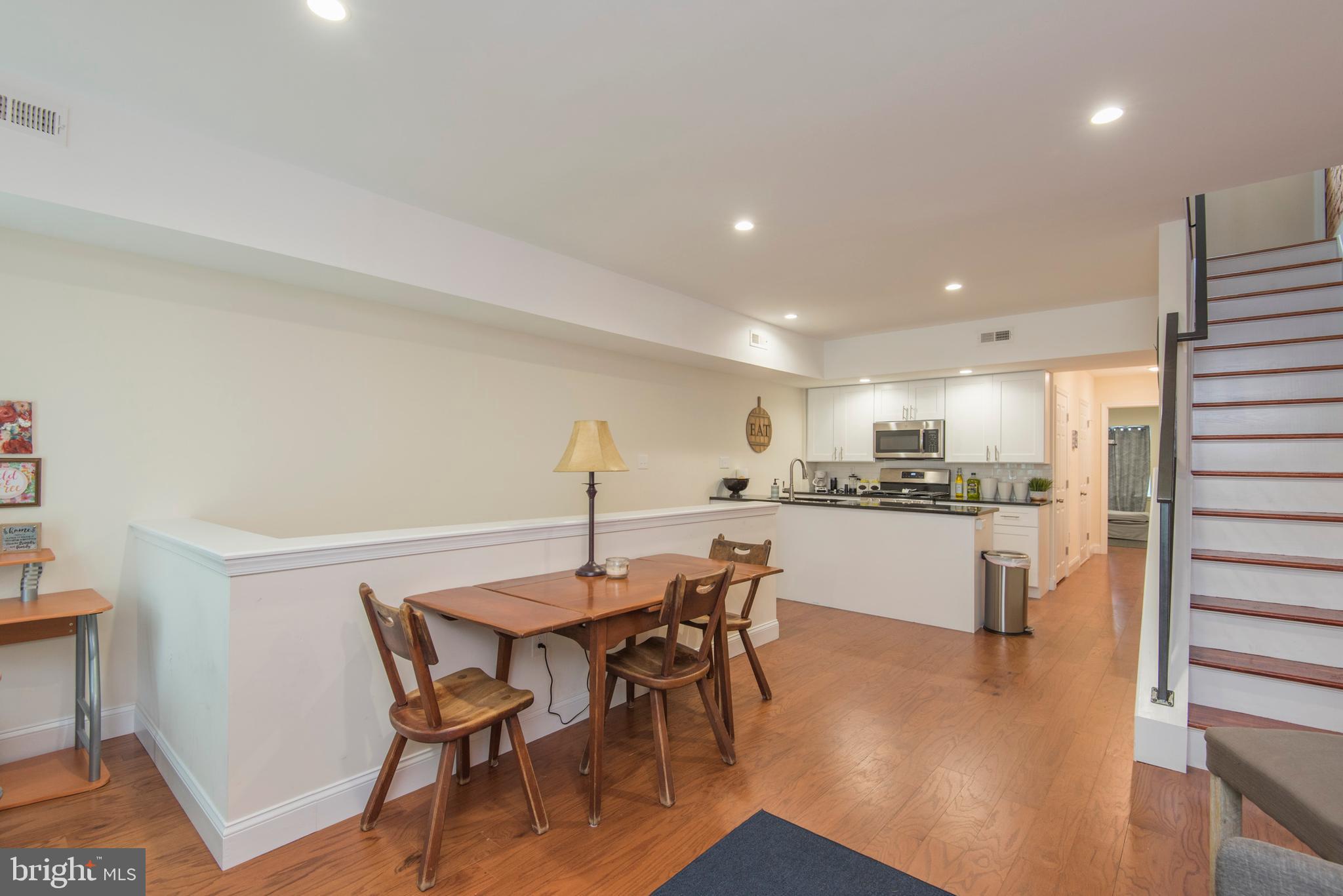 708 South 20th Street Philadelphia, PA 19146 - Photo 20 of 35