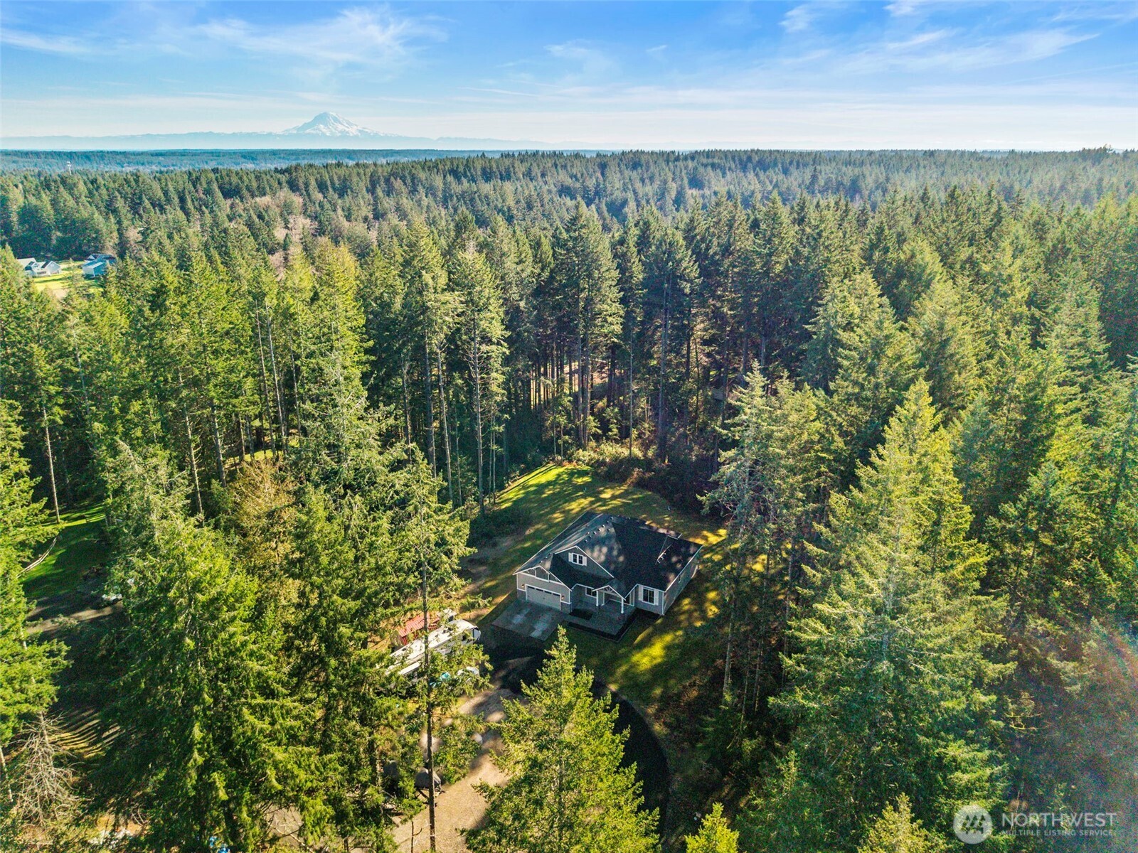930 Southwest J H Road Port Orchard, WA 98367 - Photo 3 of 33