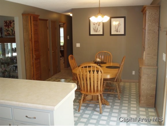 1104 Bolin Court Springfield, IL 62703 - Photo 12 of 20