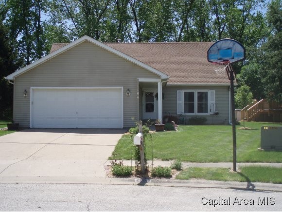 1104 Bolin Court Springfield, IL 62703 - Photo 2 of 20