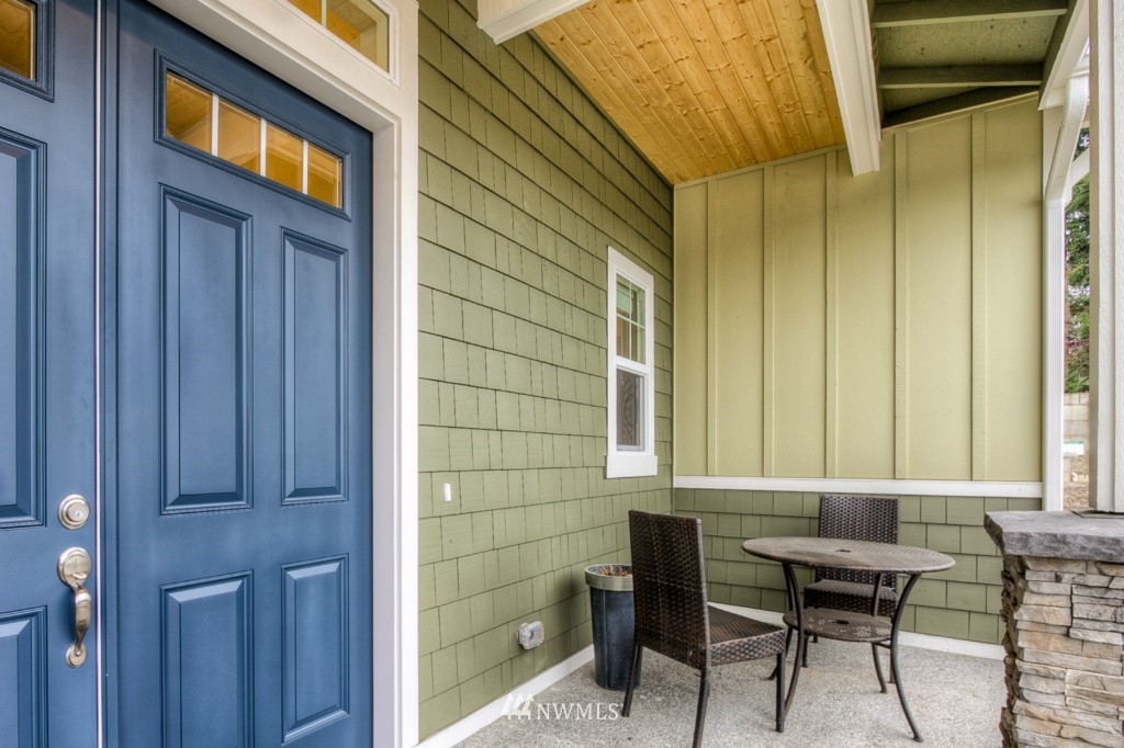 10035 Northeast 147th Street Bothell, WA 98011 - Photo 8 of 22