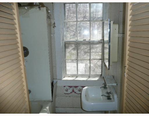 422 Front Street Woonsocket, RI 02895 - Photo 8 of 12 Master Bath/Spa.