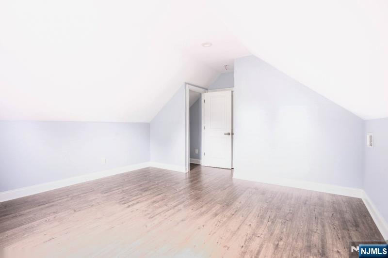 44 Clinton Street Bloomfield, NJ 07003 - Photo 35 of 41 Gallery Image 35