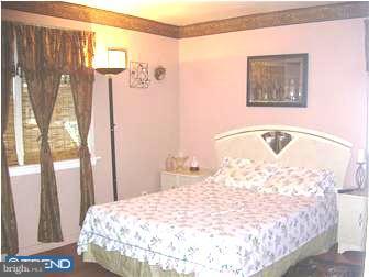 9208 Puritan Road Philadelphia, PA 19114 - Photo 9 of 12 Bedroom - Main