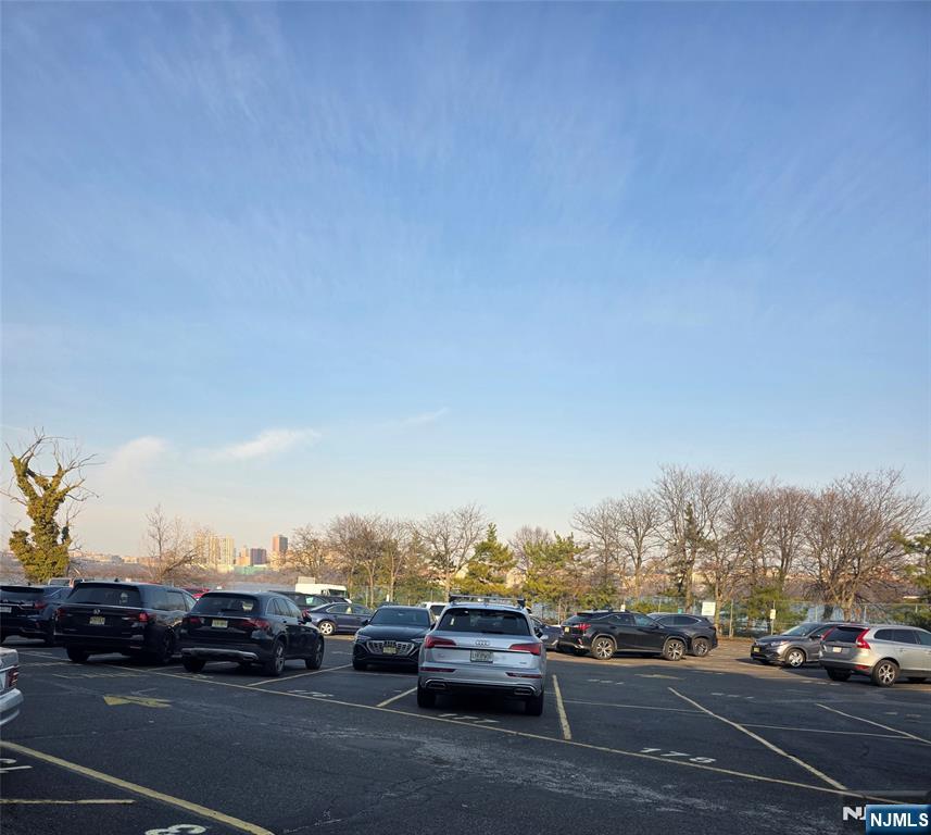 1111 River Road, Unit F19 Edgewater, NJ 07020 - Photo 12 of 16