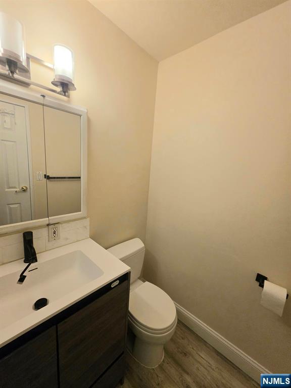 1111 River Road, Unit F19 Edgewater, NJ 07020 - Photo 4 of 16